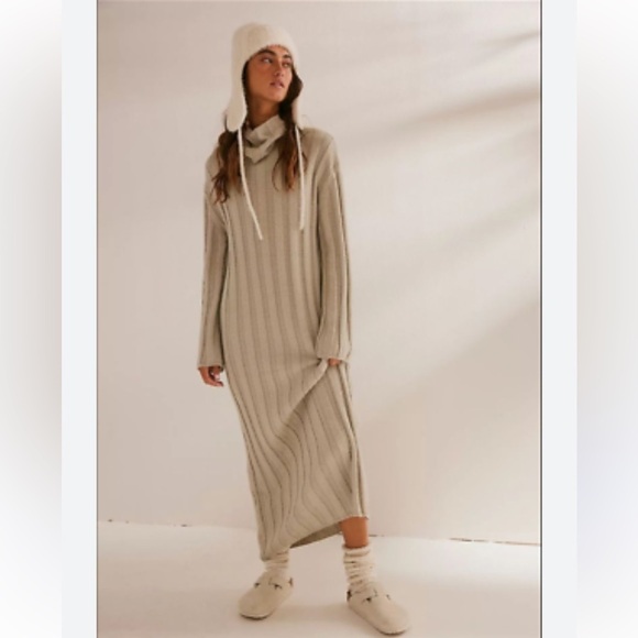 FREE PEOPLE L Wanda rib cowl neck Natural stretch oversized maxi bohemian dress